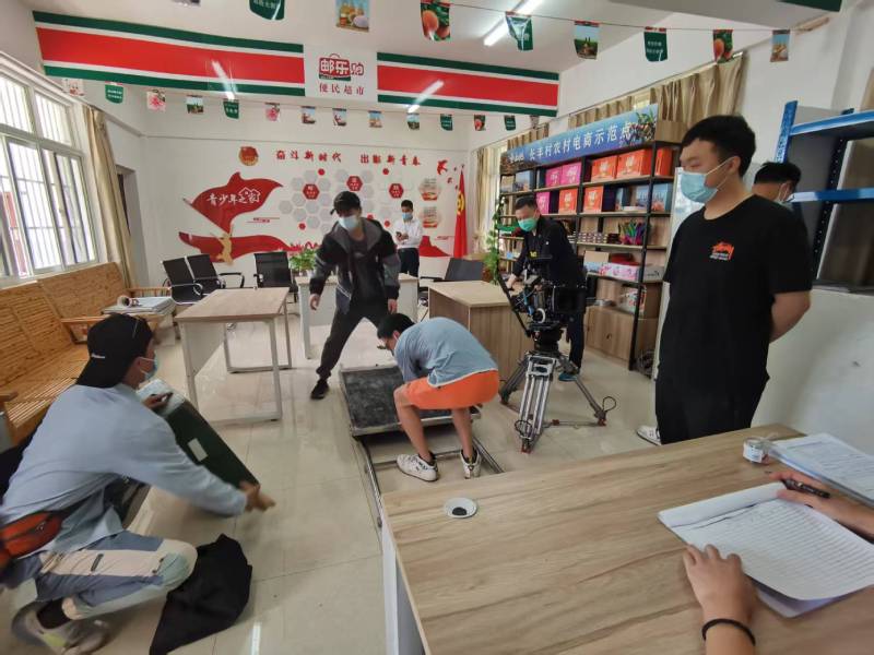 罗湖区广告片拍摄公司：极简主义践行者，少即是多的视觉哲学